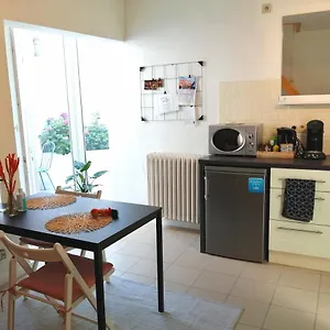 Apartment Studio With Terrace In 17th Century House, Brügge