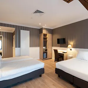 3* Szálloda Du Theatre